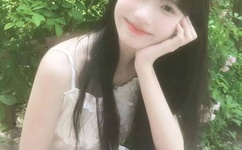 十二女生大胆私处图片